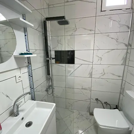 Marina Hotel 3*